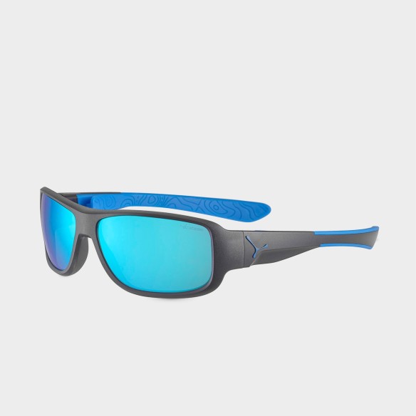 セベ・ス・パス--黒青